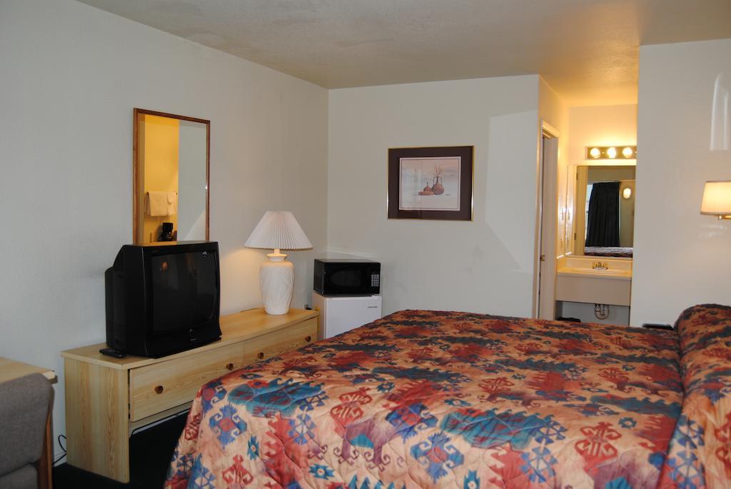 La Vista Inn Clovis Extérieur photo